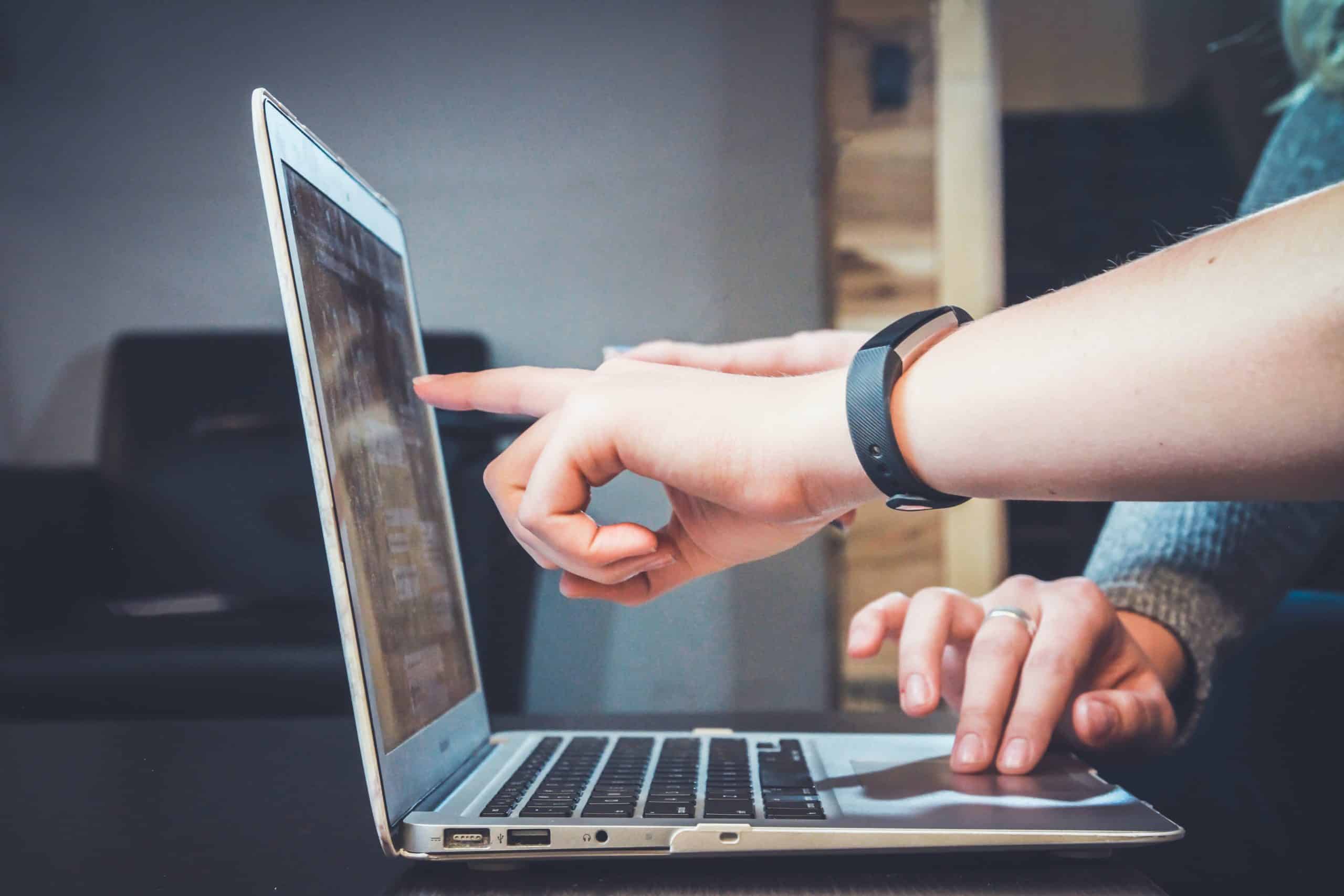 5 Things You Should Never Do on a Work Computer - G5 Tech